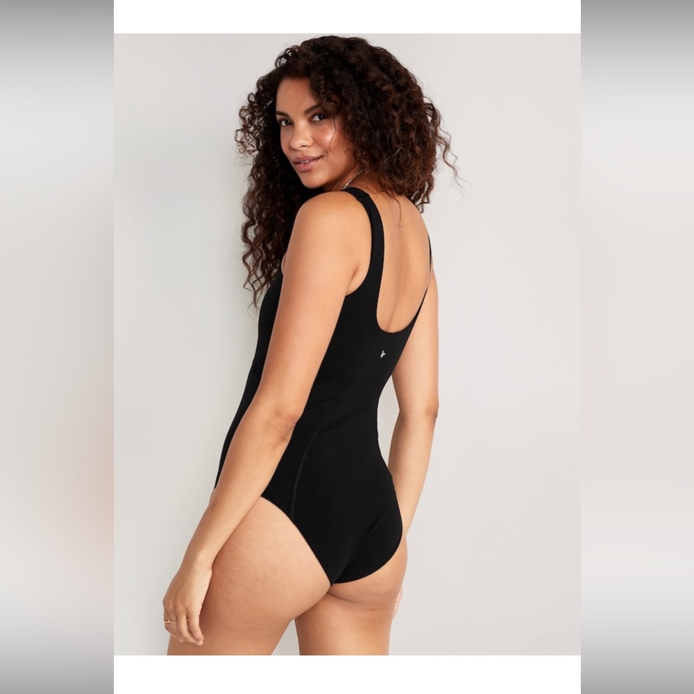 New!!! Old Navy PowerChill Bodysuit for Women Extra Small XS